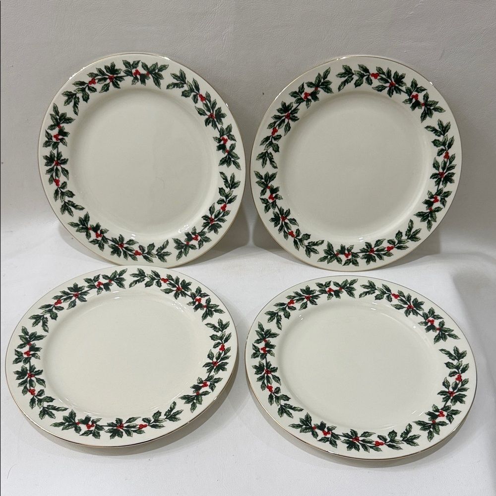 Formalities Baum Bros Holly Collection Festive Design 4 Salad Dessert Plates